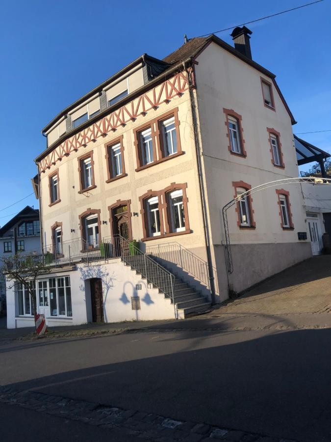 Moselliebe Apartment Reil Exterior photo
